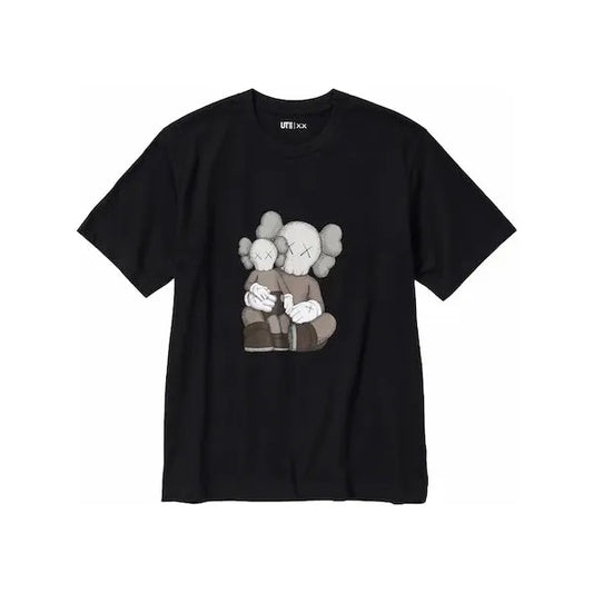 KAWS x Uniqlo UT Short Sleeve Graphic T-shirt (Asia Sizing) Black