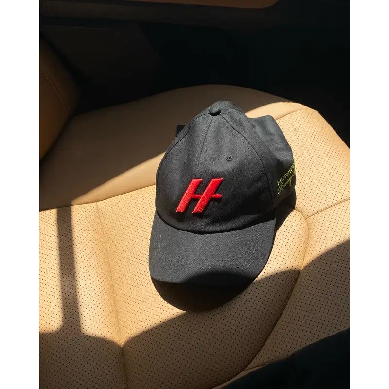 HW Signature | Black Cap