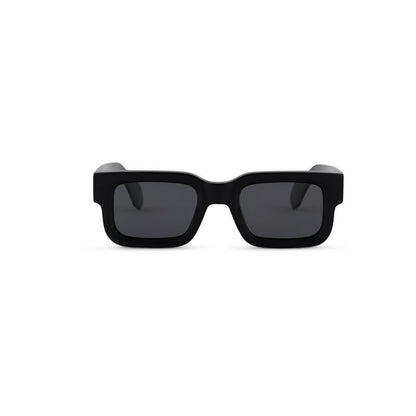 Aihtiram Sunglasses in Black