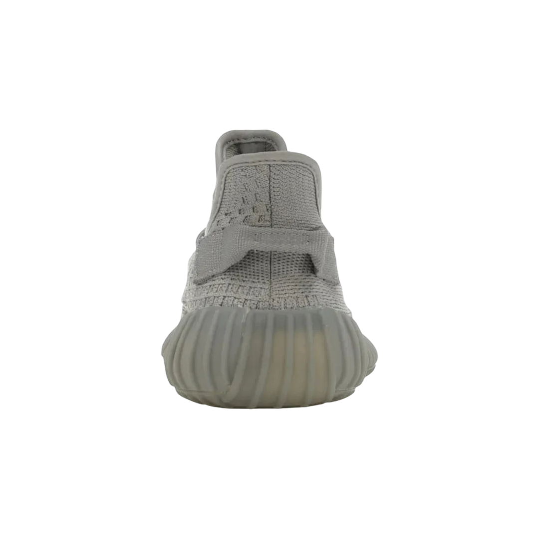 HypeSelection adidas Yeezy Boost 350 V2 Steel Grey sneakers with Primeknit upper and Boost sole.