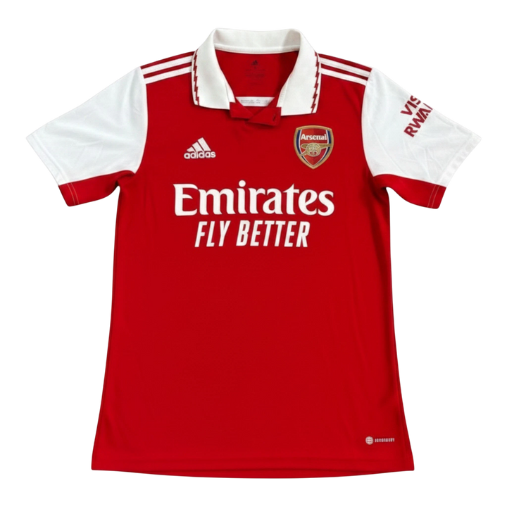 HypeSelection Vintage 2022-2023 Arsenal Home Shirt, red with white sleeves and collar, featuring Emirates Fly Better sponsor and Adidas logo.