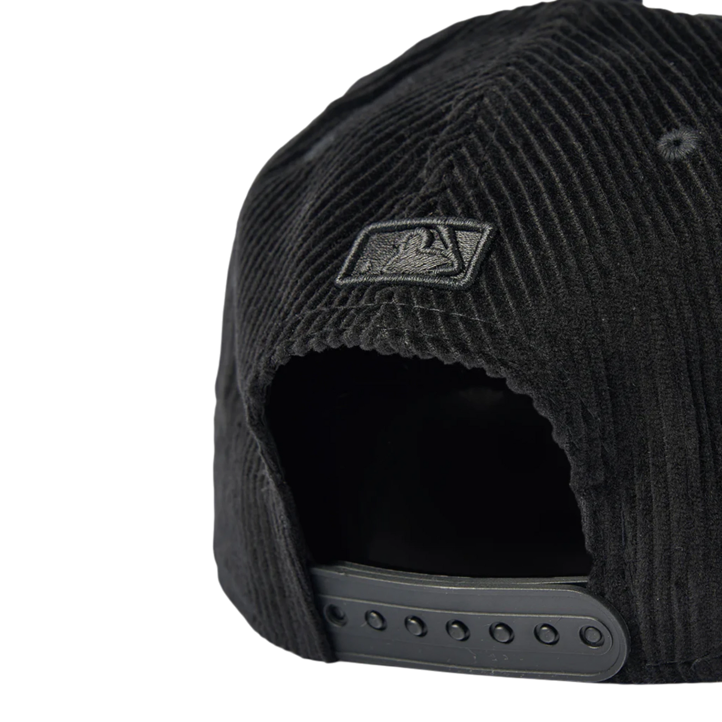 HypeSelection black corduroy Chicago White Sox 9FORTY M-Crown snapback cap with embroidered logo and adjustable strap.
