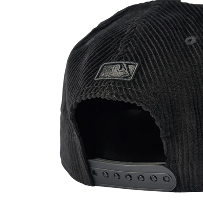 HypeSelection black corduroy Chicago White Sox 9FORTY M-Crown snapback cap with embroidered logo and adjustable strap.