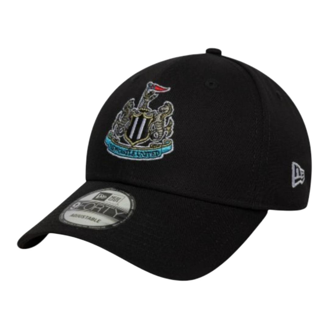 HypeSelection black 100% cotton New Era 9Forty cap with embroidered Newcastle United crest and adjustable strapback.