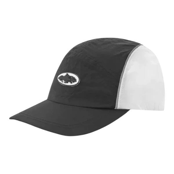 HypeSelection black and white baseball cap with curved brim and oval logo patch. Adjustable fit for comfortable streetwear style.