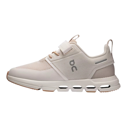 HypeSelection Cloud Play Kids Dew Lark light beige mesh sneakers with velcro strap and signature logo.