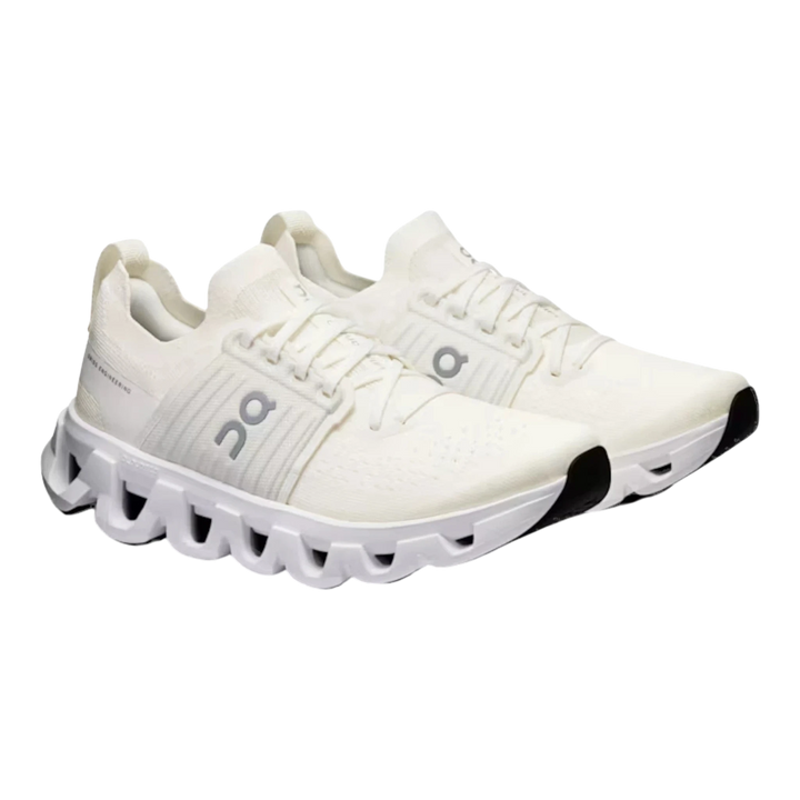 HypeSelection Cloudswift 4 white running shoes with breathable knit upper and signature cloud-like sole.