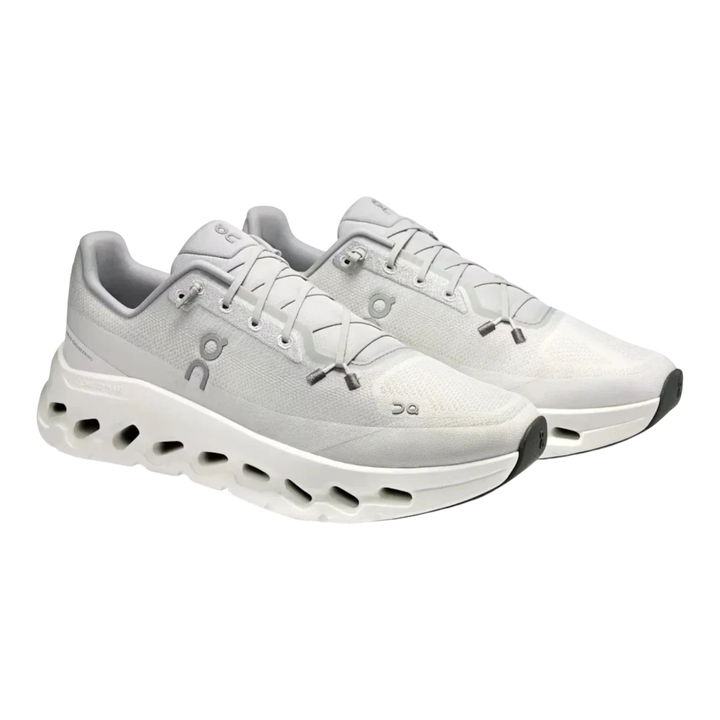 HypeSelection Cloudtilt Glaceir Ice running shoes in light grey with signature cushioning and quick-lace system.