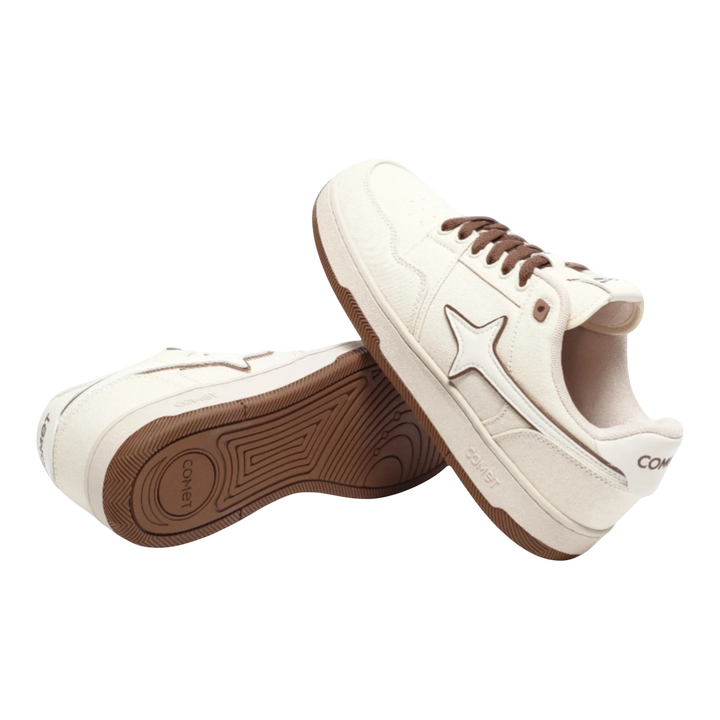 HypeSelection Comet X Lows Cortado canvas sneakers with white upper, brown accents, and star logo. Comfortable everyday shoes.