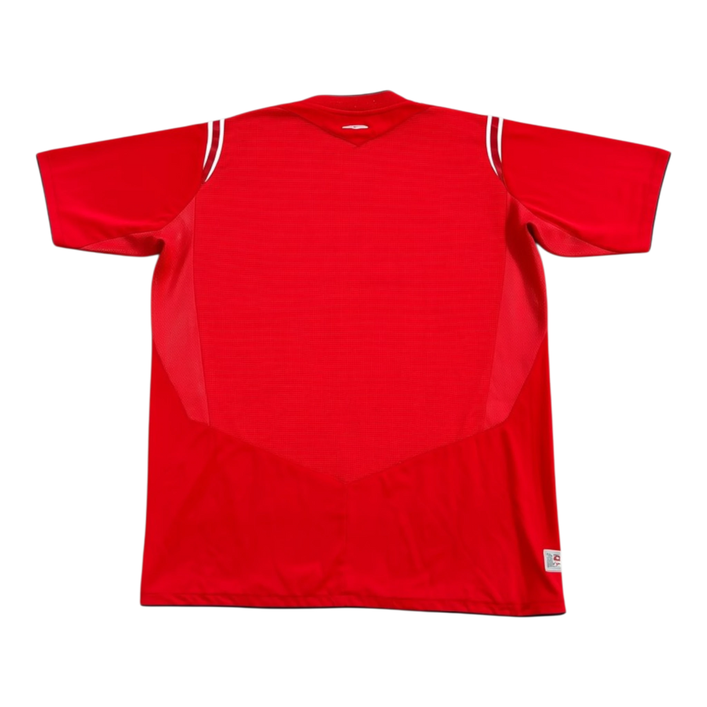 HypeSelection Vintage England 2004-06 away football shirt, deep red polyester with white Umbro detailing on sleeves.