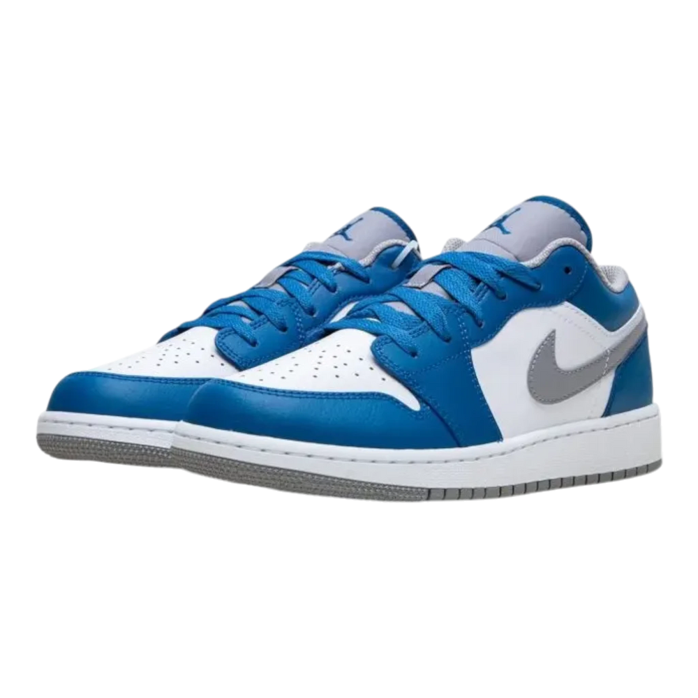 HypeSelection Jordan 1 Low True Blue (GS) sneakers with white leather, blue overlays, and grey accents. Perforated toe.