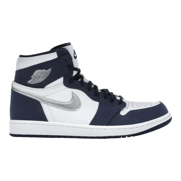 HypeSelection Jordan 1 Retro High CO.JP Midnight Navy sneakers with white leather and navy suede overlays, silver Swoosh.