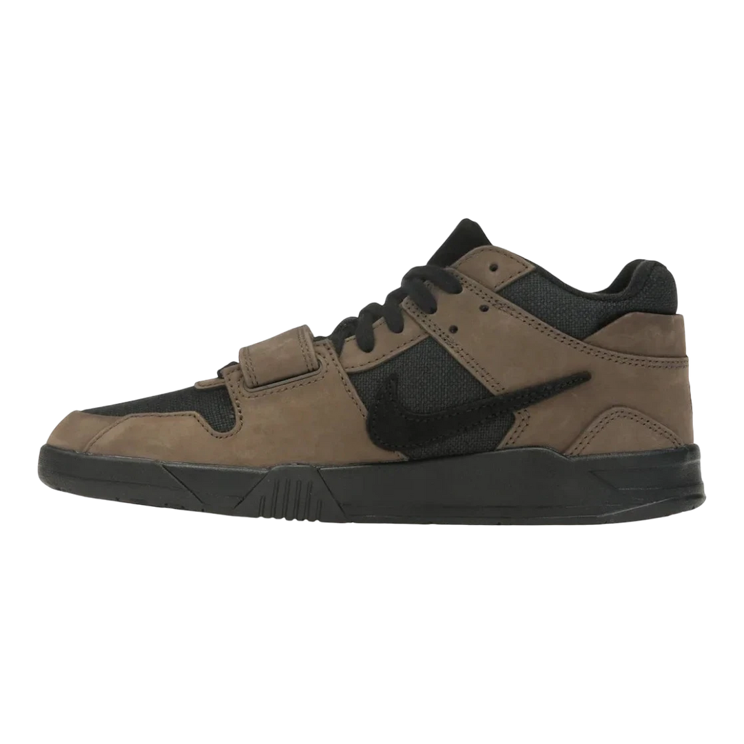 HypeSelection Jordan Jumpman Jack TR Travis Scott Dark Mocha sneakers with black canvas and mocha suede overlays, featuring a forefoot strap and reverse Swoosh.
