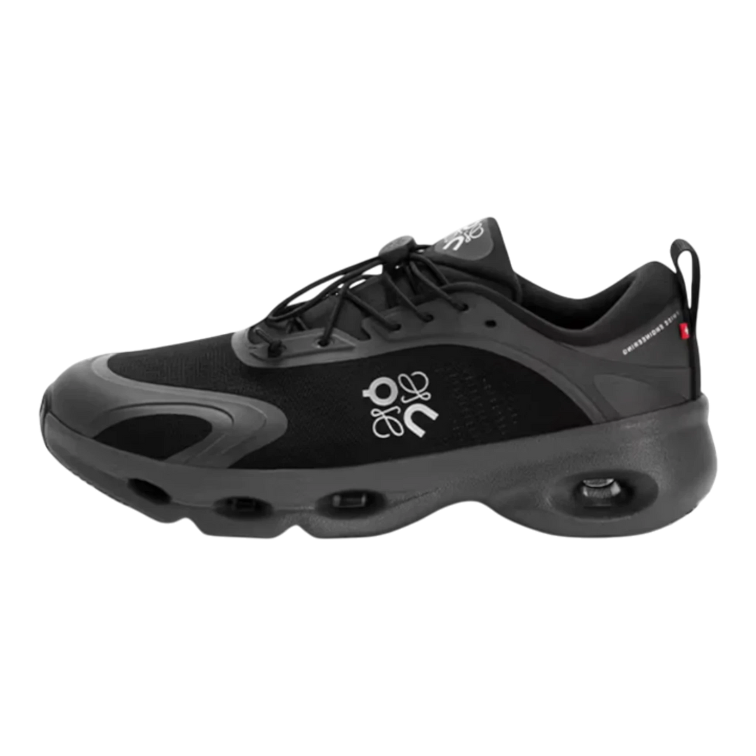 HypeSelection LOEWE x On Cloudsolo black sneaker with technical mesh upper, speed laces, and heel CloudTec element.