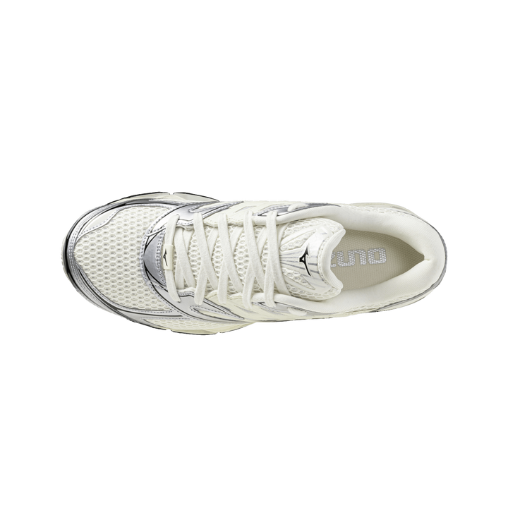 HypeSelection Mizuno Wave Prophecy LS sneaker in pristine white, black, and silver with a layered mesh upper.