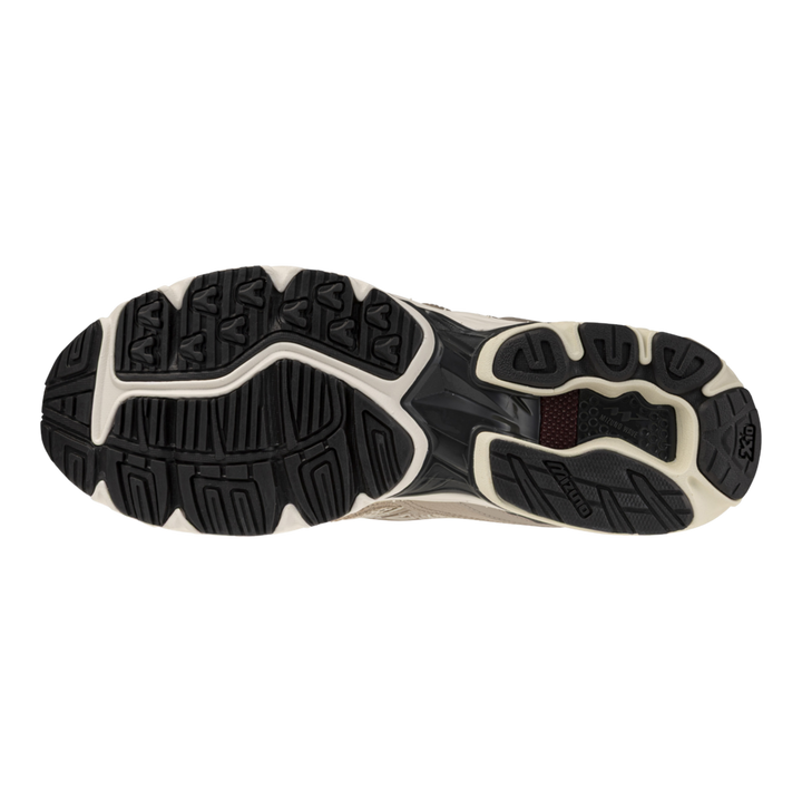 HypeSelection Mizuno Wave Rider 10 sneaker showing the black X10 rubber outsole with traction tread pattern