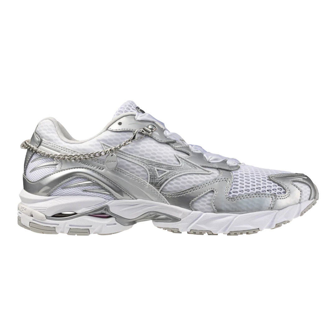 HypeSelection Mizuno Wave Rider 10 sneaker in white mesh and silver metallic overlays with a removable chain detail.