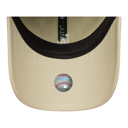 HypeSelection New Era light beige 100% cotton 9TWENTY Los Angeles Dodgers cap with embroidered logo and MLB authenticity sticker.