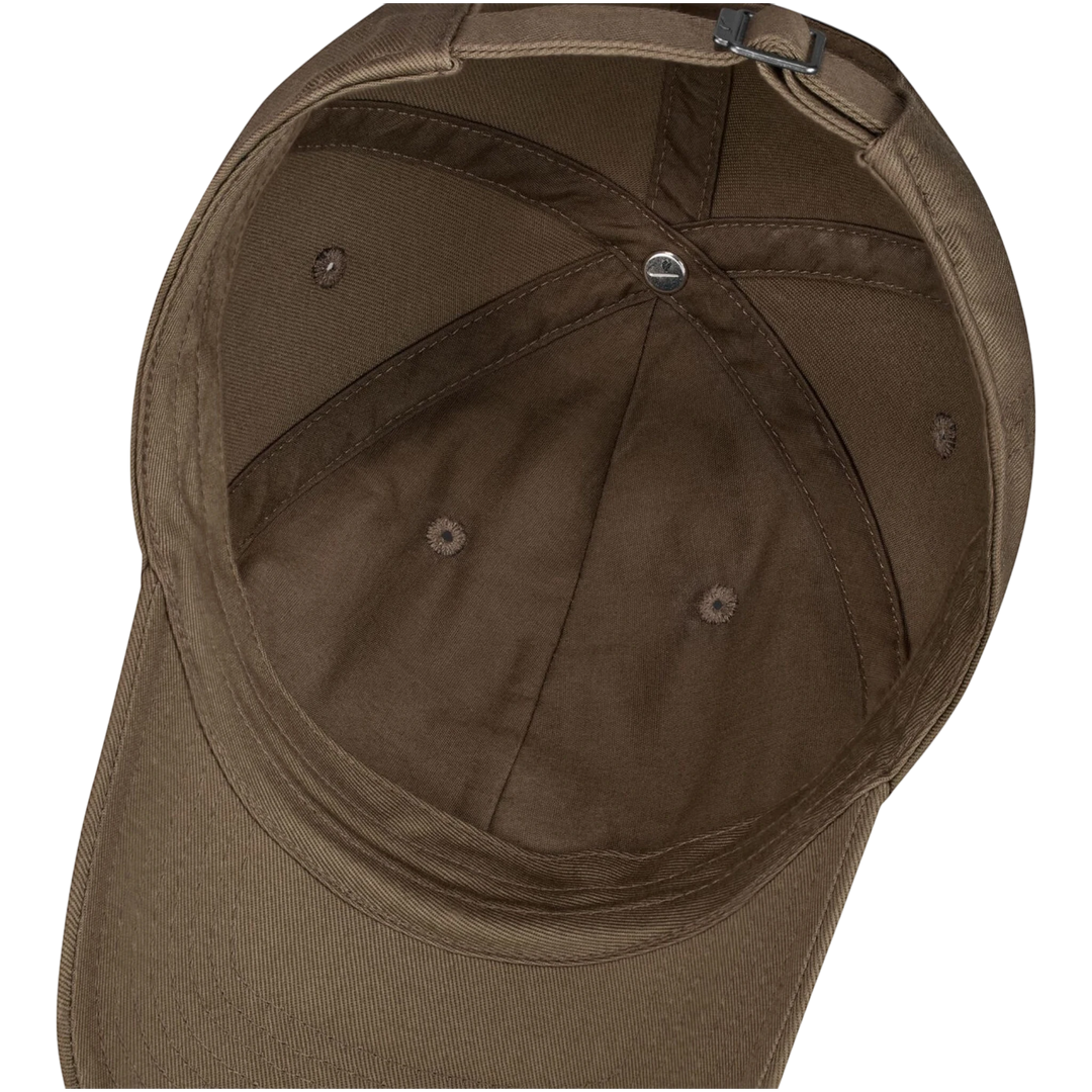 Brown 100% cotton Nike Futura cap with adjustable strap and embroidered logo. Classic six-panel design.
