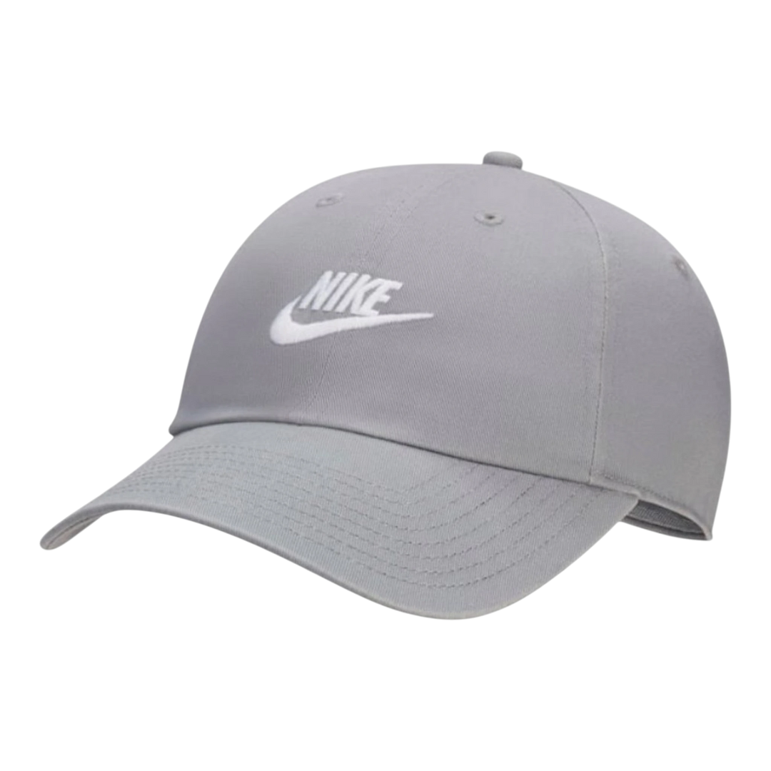 HypeSelection Nike Futura Cap in light grey washed cotton twill with white embroidered logo and pre-curved bill.