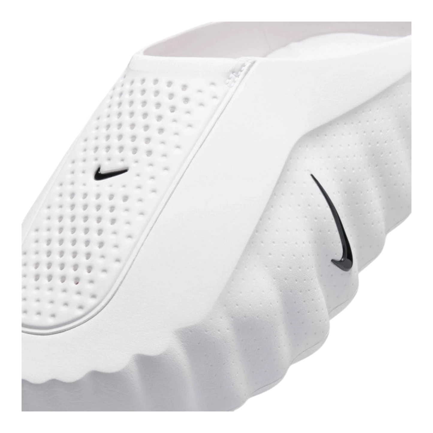 HypeSelection Nike Mind 001 white foam slide with perforated top panel, Obsidian Swoosh, and Speed Red nodes underfoot.