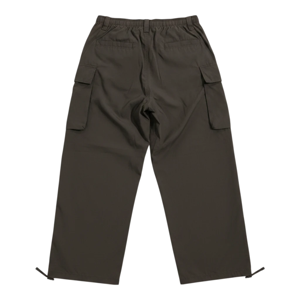 HypeSelection olive green wide fit cargo pants made from cotton-nylon blend with elastic waistband and adjustable hems.