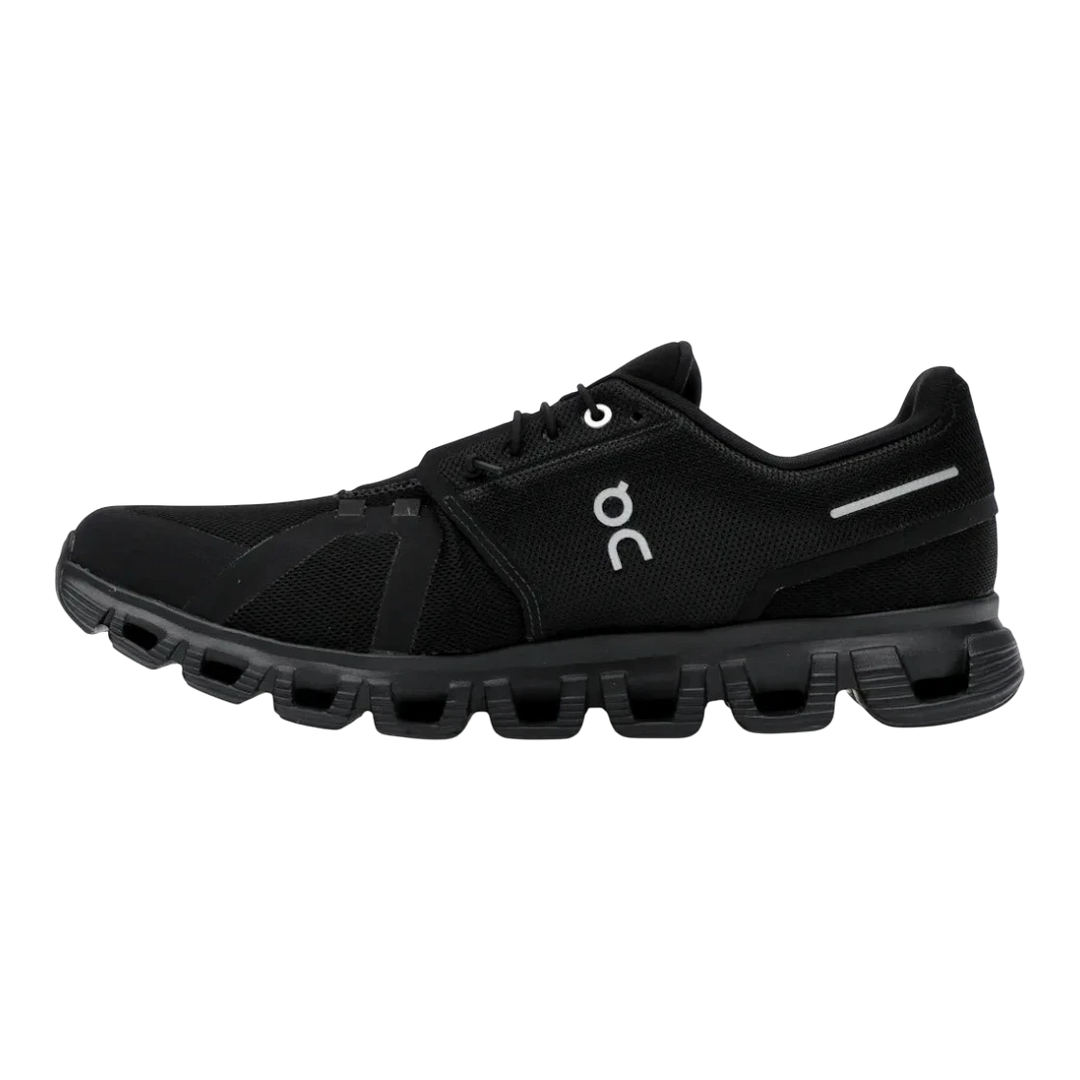 HypeSelection black On Cloud 6 running shoe with mesh upper, Speedboard, and CloudTec cushioning.