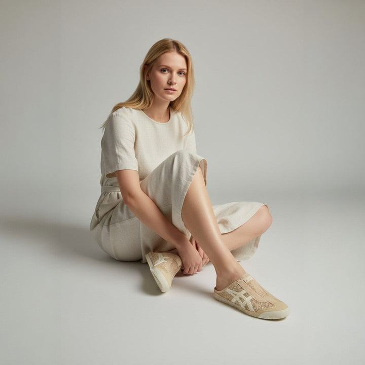 HypeSelection Onitsuka Tiger Mexico 66 Sabot Natural Cream mesh slip-on mule with white stripes and rubber sole.