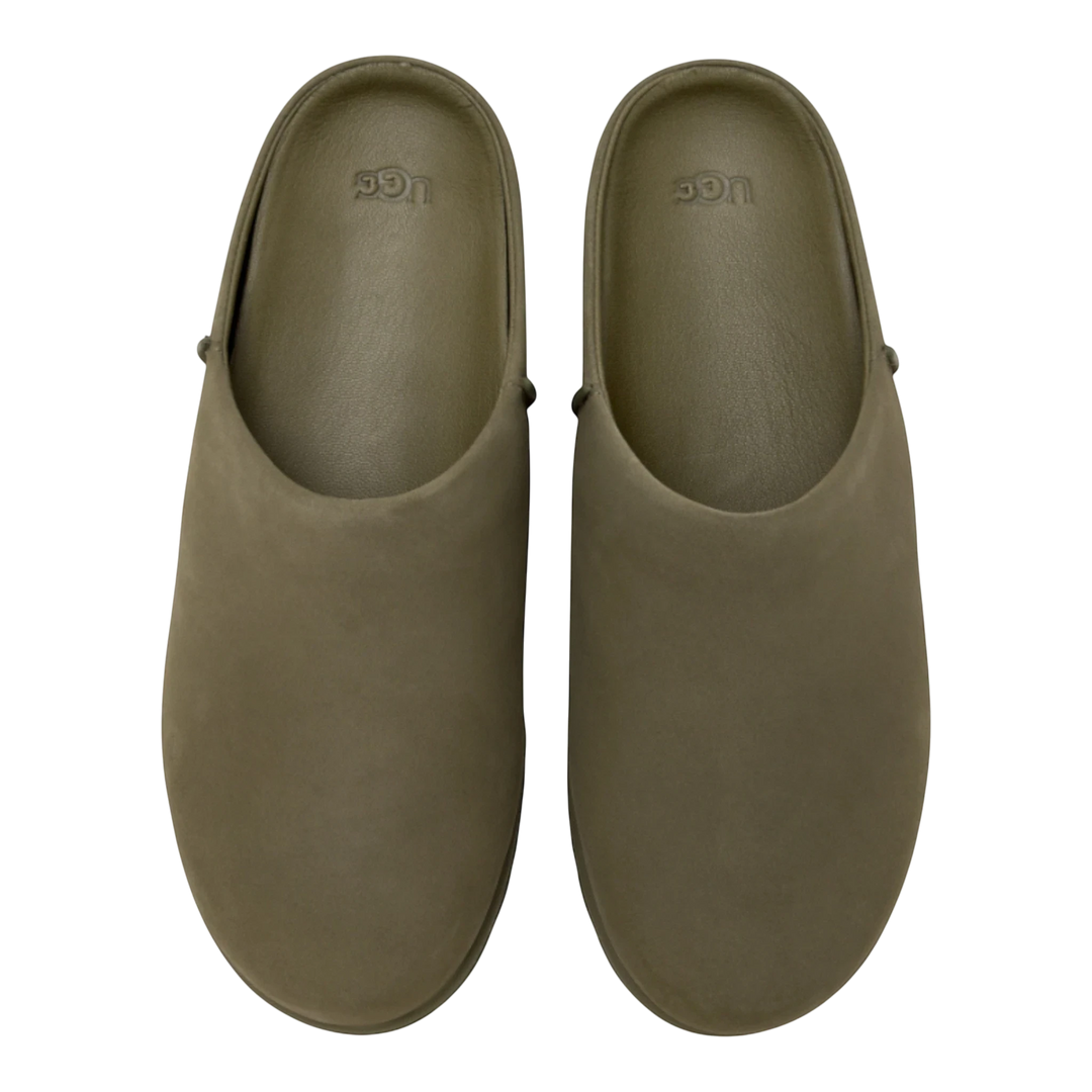 HypeSelection UGG Otzo Clog in Khaki. Suede slip-on clogs with EVA footbed and rubber outsole.