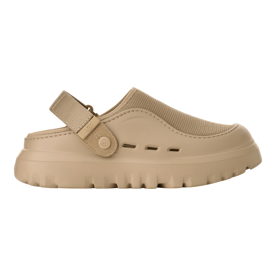 HypeSelection UGG Peakmod Clog in Dark Sand, a futuristic molded clog with breathable recycled mesh upper and adjustable heel strap.