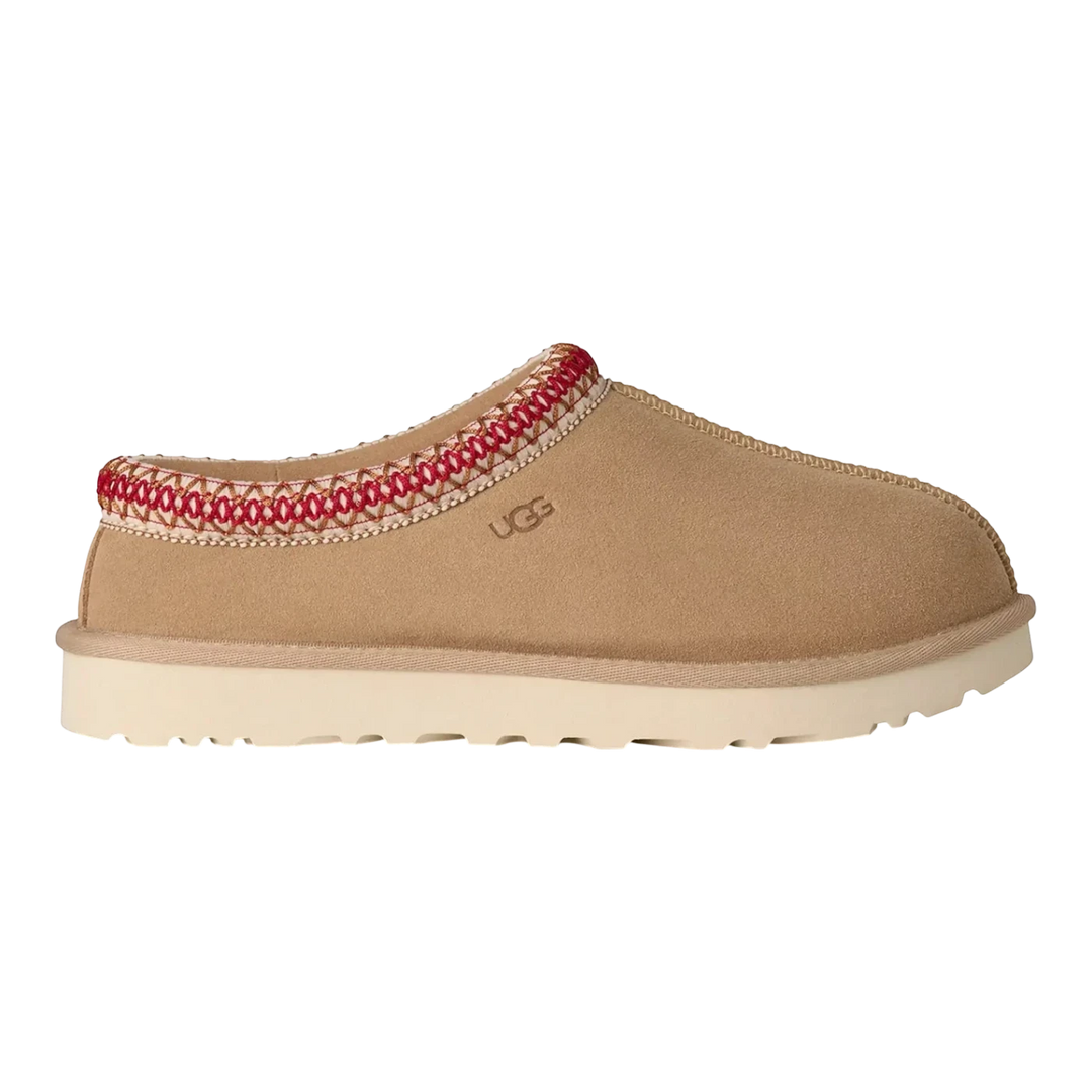 HypeSelection UGG Tasman slipper in sand suede with dark cherry braid trim and UGG logo. Women's slip-on shoe.