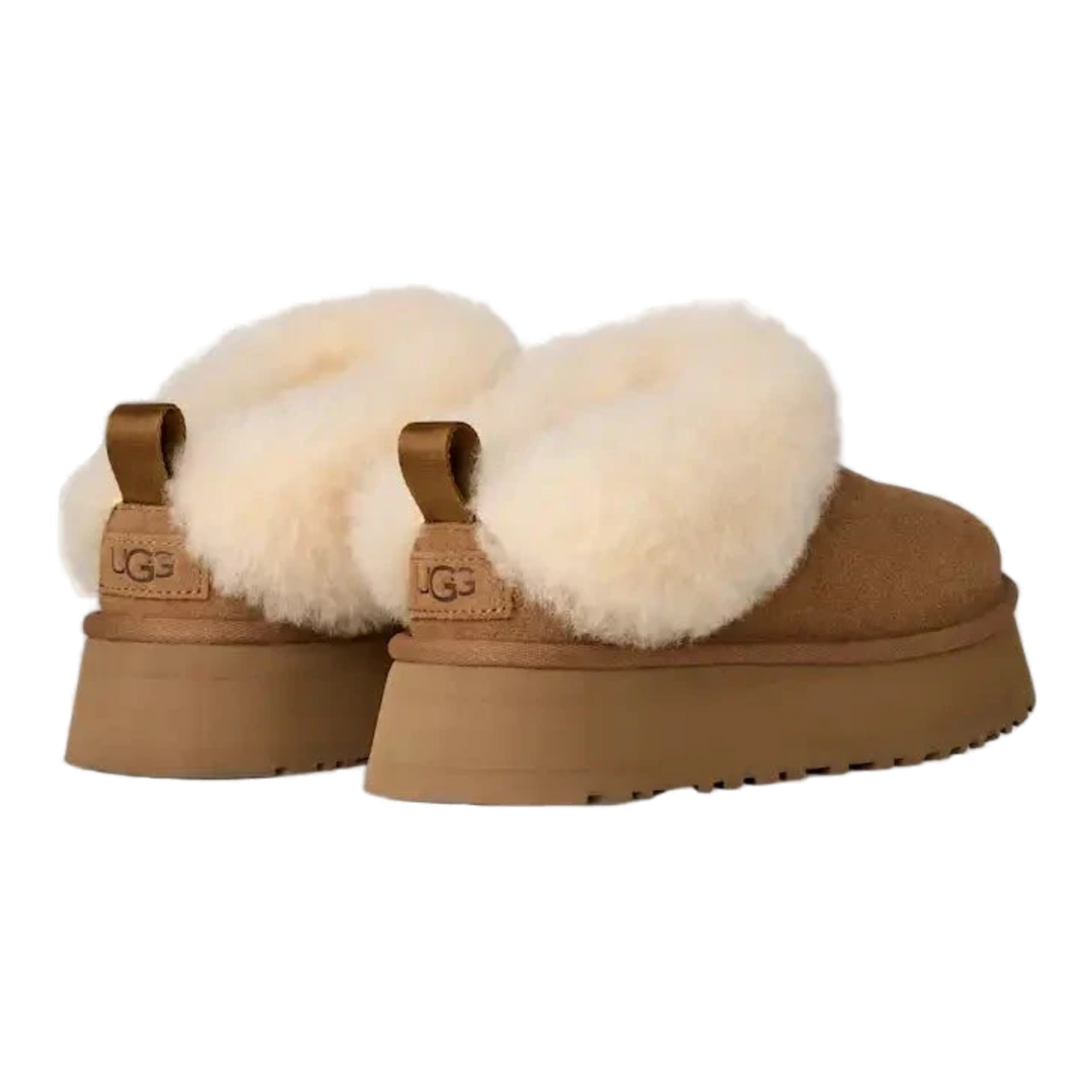 HypeSelection UGG Tazzelle chestnut suede platform slippers with plush sheepskin cuff and EVA sole, rear view.