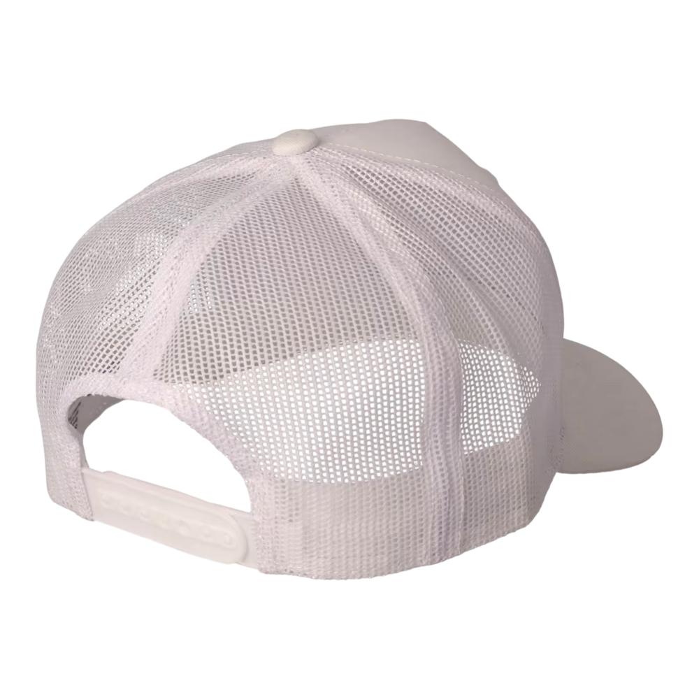 HypeSelection white trucker cap with mesh back and adjustable snapback closure.