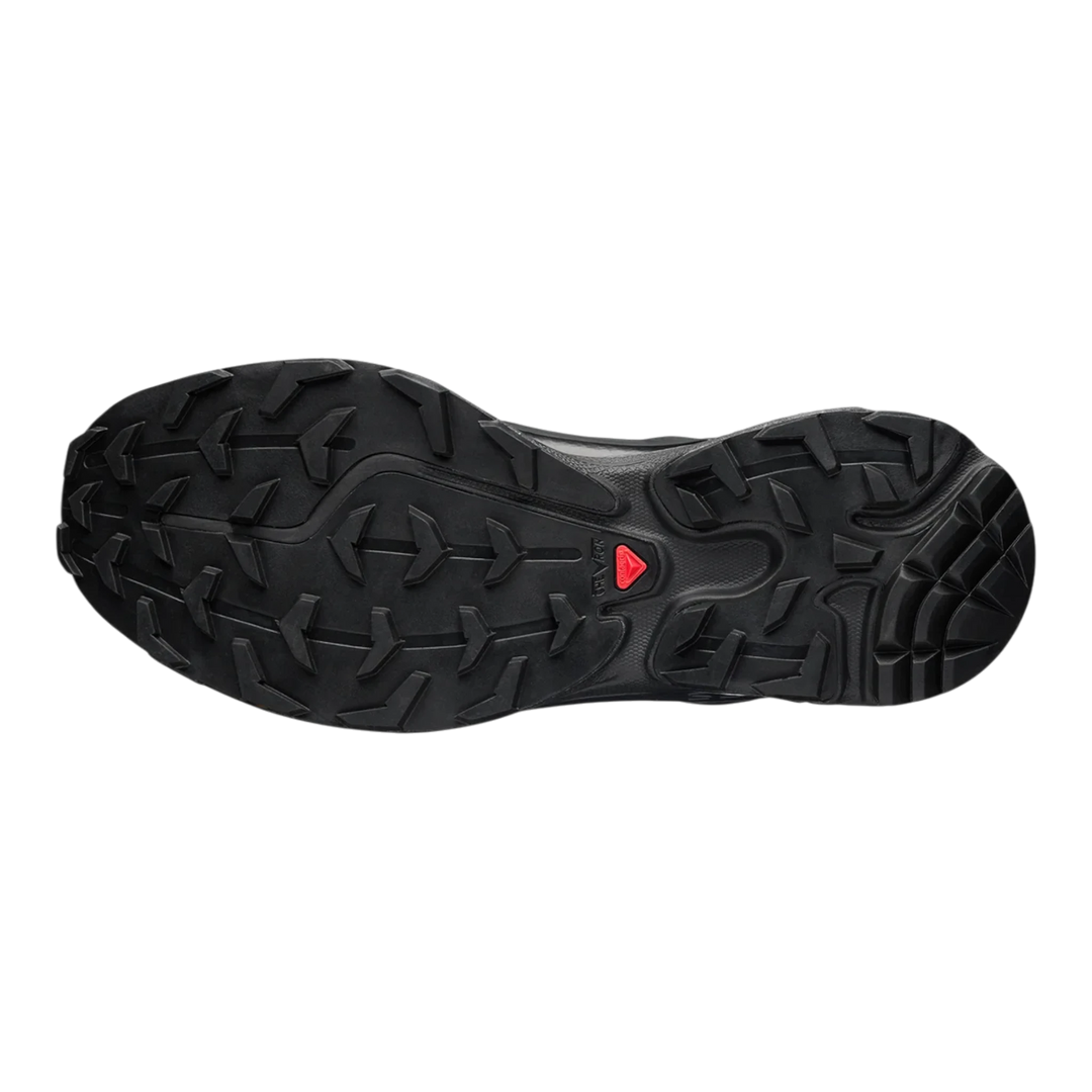Salomon XT6 trail running shoes in black with a durable rubber outsole and Quicklace system.